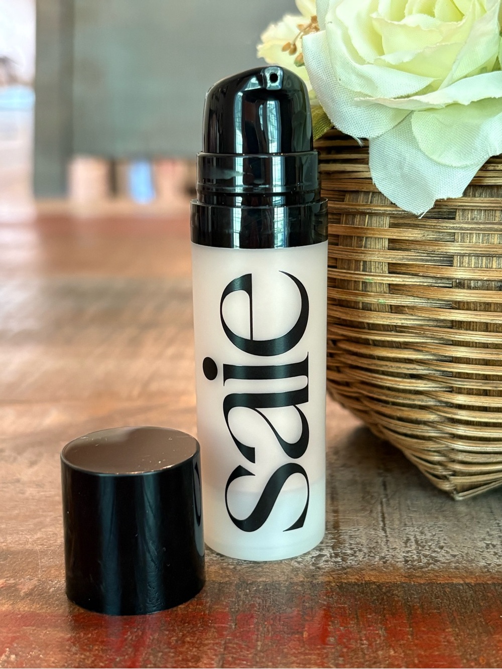 New SAIE Glowy Super Gel ILLUMINATOR in ROSEGLOW {Rose Gold Glow} 15 ml/0.5 oz!